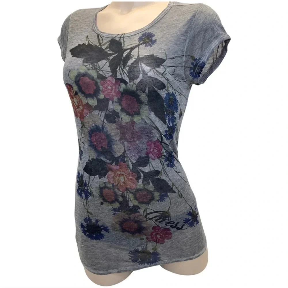 Floral Size Small Grey Burnout Floral Print Short Sleeve Crew Neck Tee. New